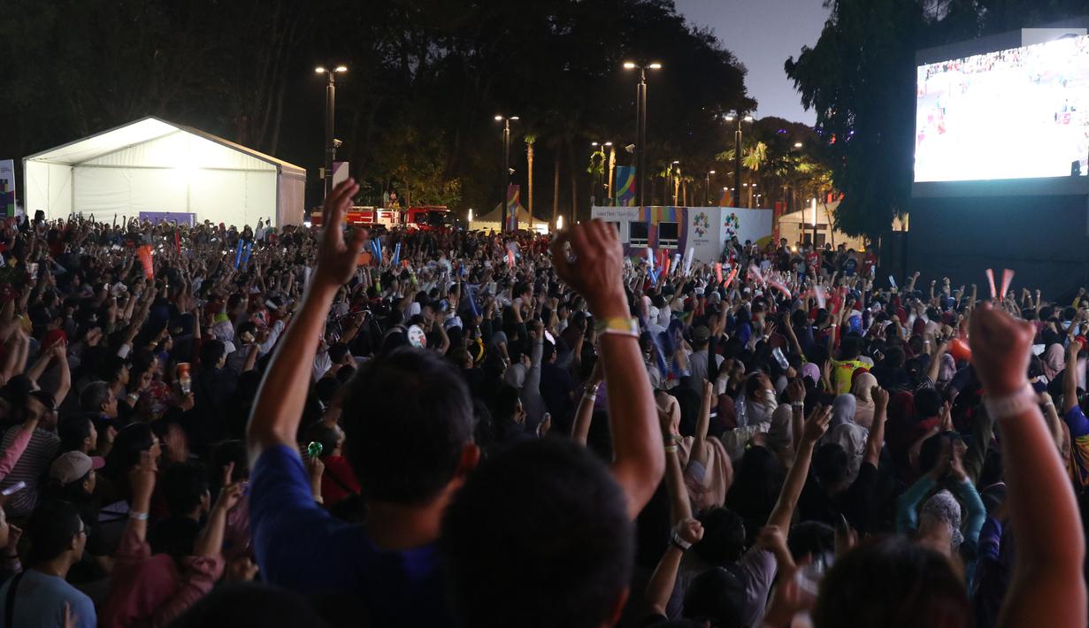  Antusiasme Membludak, Nonton Bareng Bulutangkis Di Tengah Cuaca Panas Pun Ramai