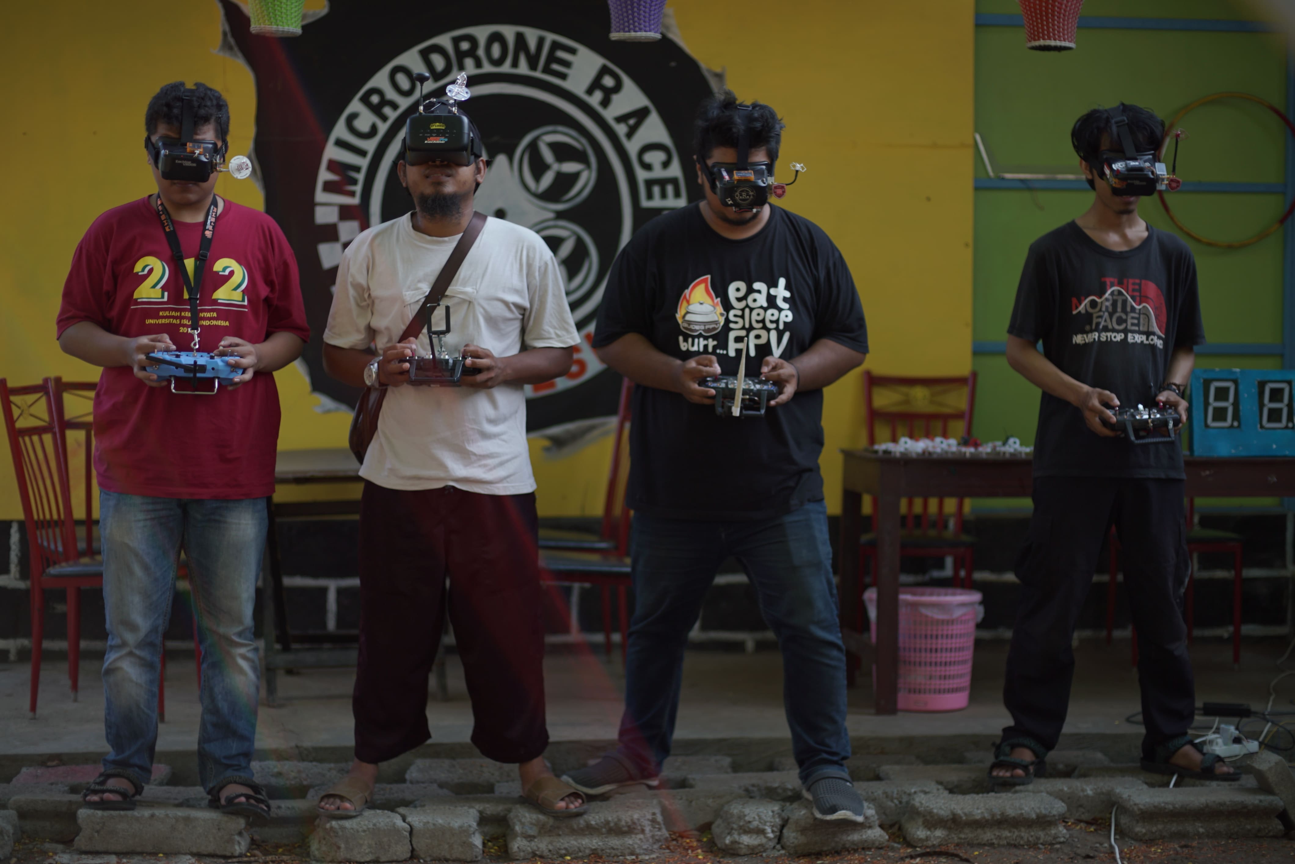 Kopdar Sambil Balapan Drone Bareng Micro Drone Race Indonesia