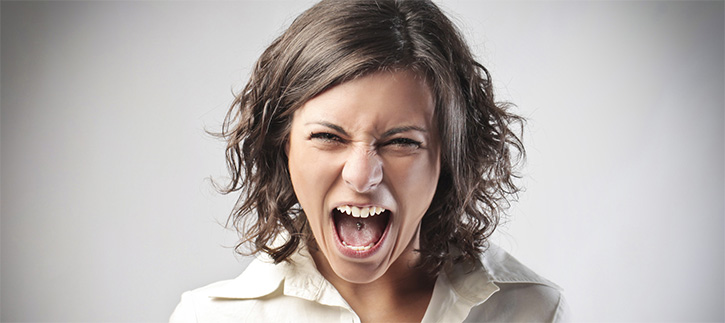 Cara Jitu Menenangkan Emosi si Dia