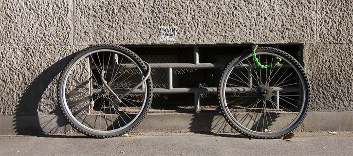 Jadi Selebriti Harus Bisa Naik Sepeda Ini