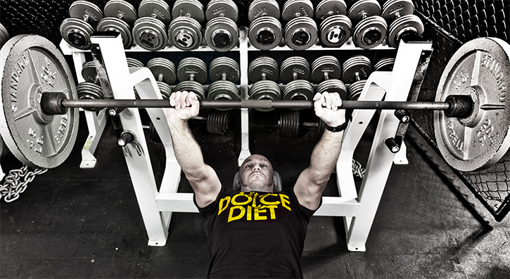 Lakukan Bench Press dengan Benar