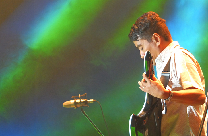 Mengulang Masa Lalu di Keluarga Lesmana