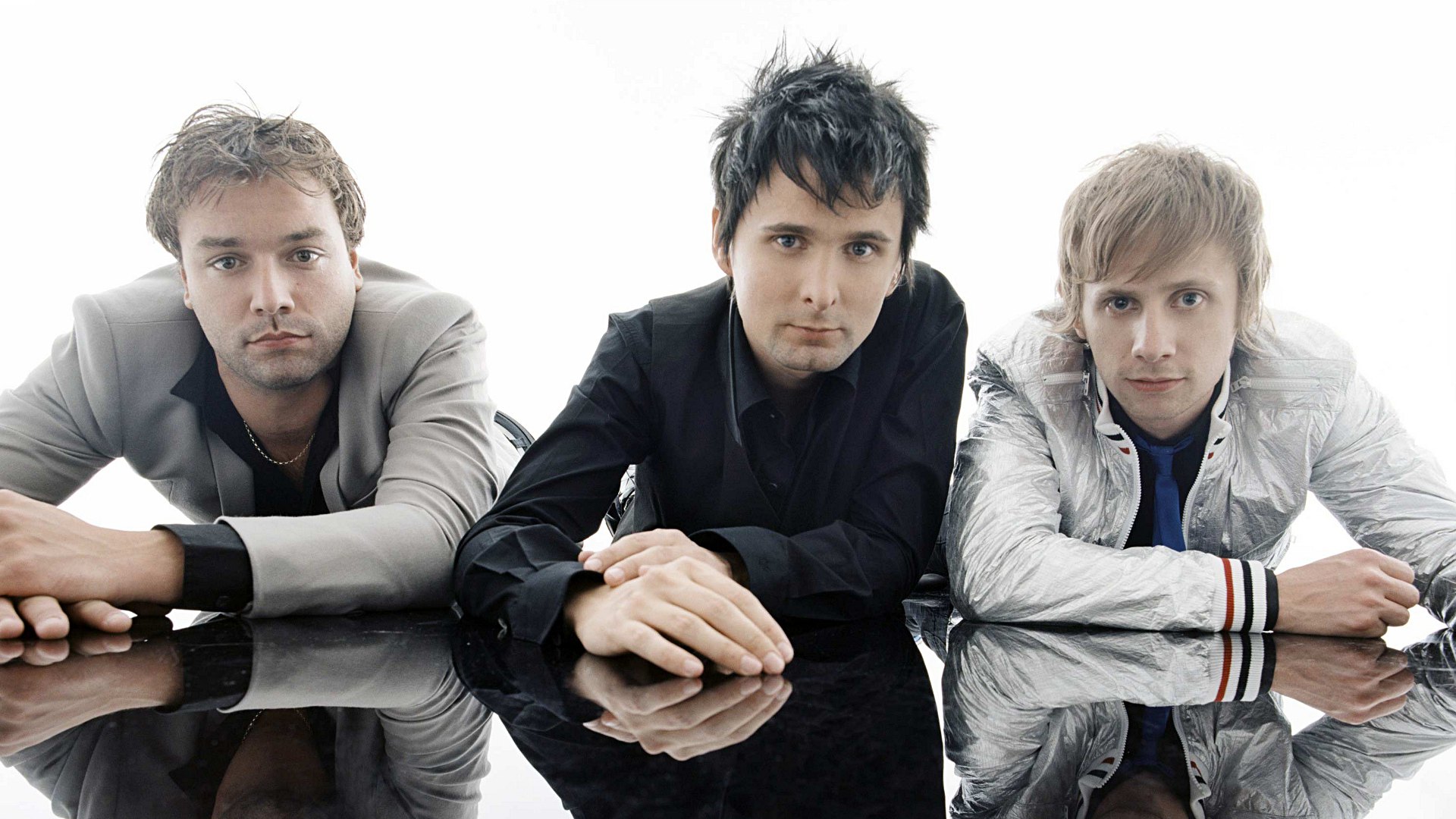 Muse Rajai Tangga Lagu Dunia