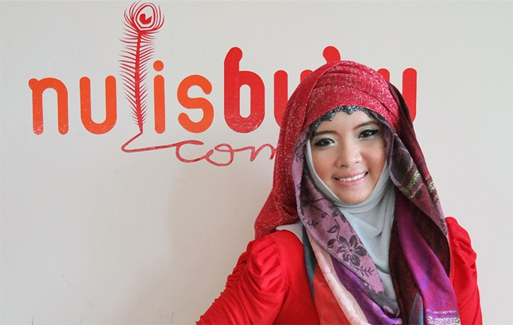 Nulis Buku dan Self-Publishing  ala Ollie 