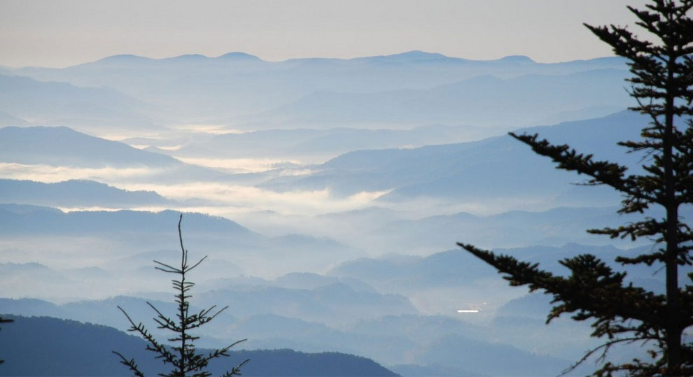4 Taman Nasional yang Harus Lo Kunjungi Minimal Sekali