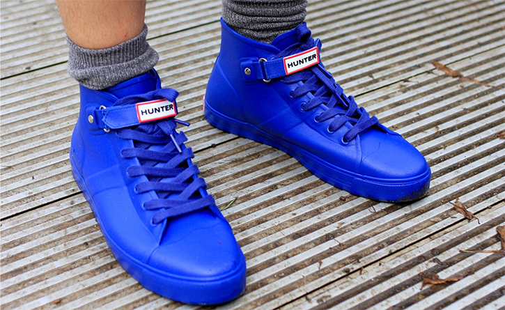 3 Sepatu Keren Untuk Musim Hujan