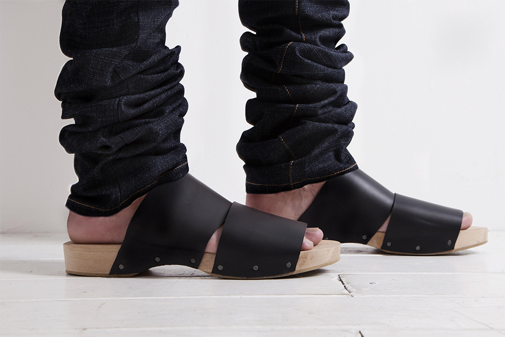 4 Sandal yang Cocok Digunakan untuk Pria