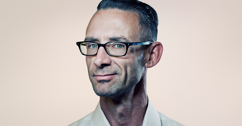 Chuck Palahniuk Buka Kesempatan Buat Lo Jadi Virtual Produser