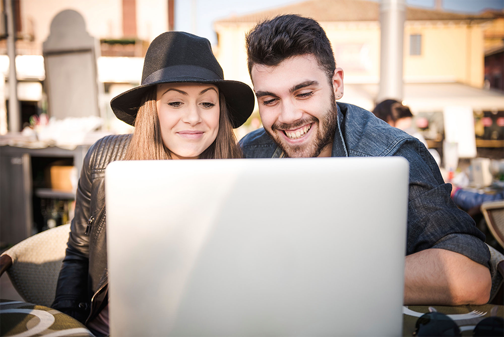 3 Alasan Kenapa Lo Harus Traveling Bareng Sahabat 