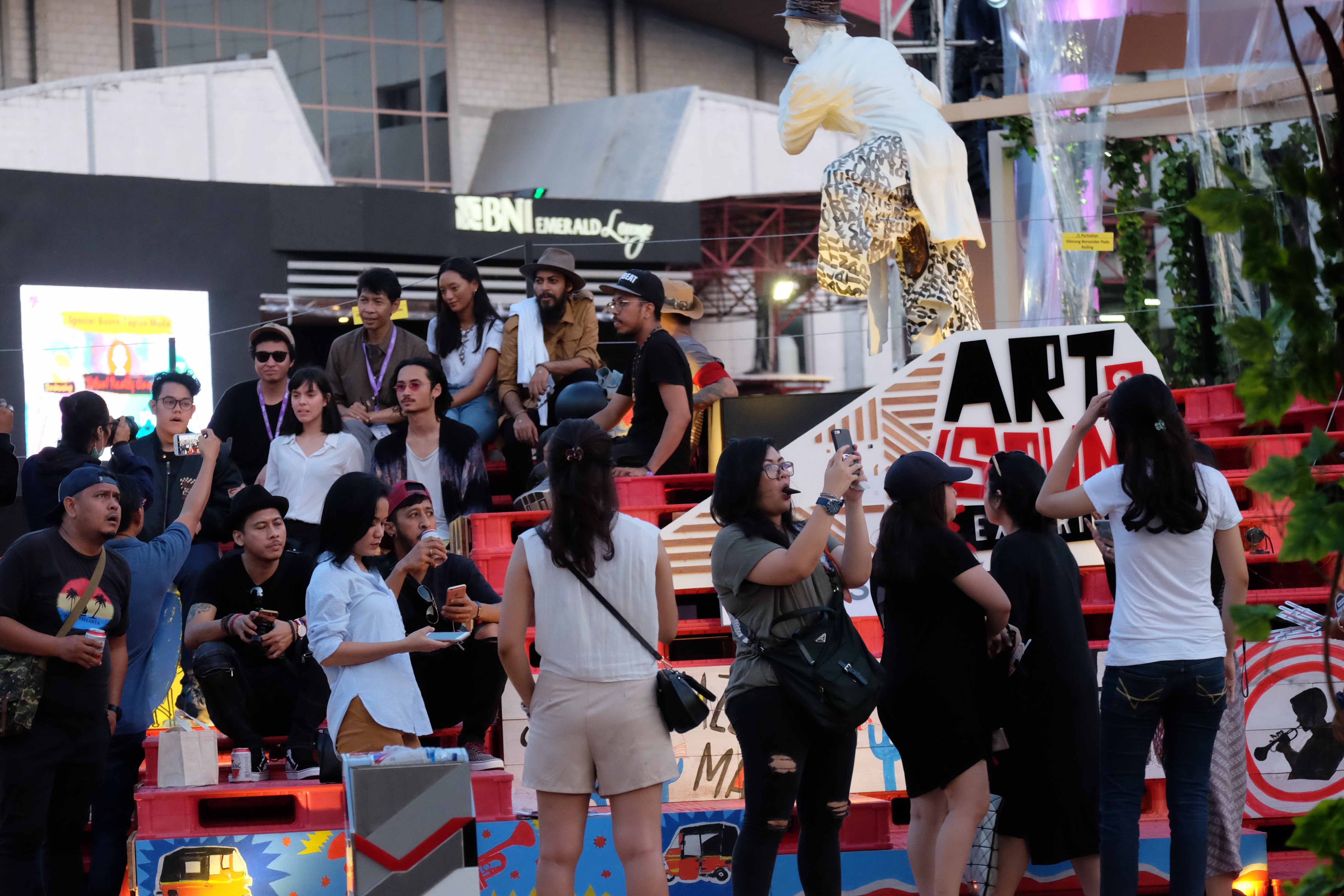 Antusiasme Para Pengunjung JJF 2017 Tentang MLDSPOT Art &amp; Sound Experience