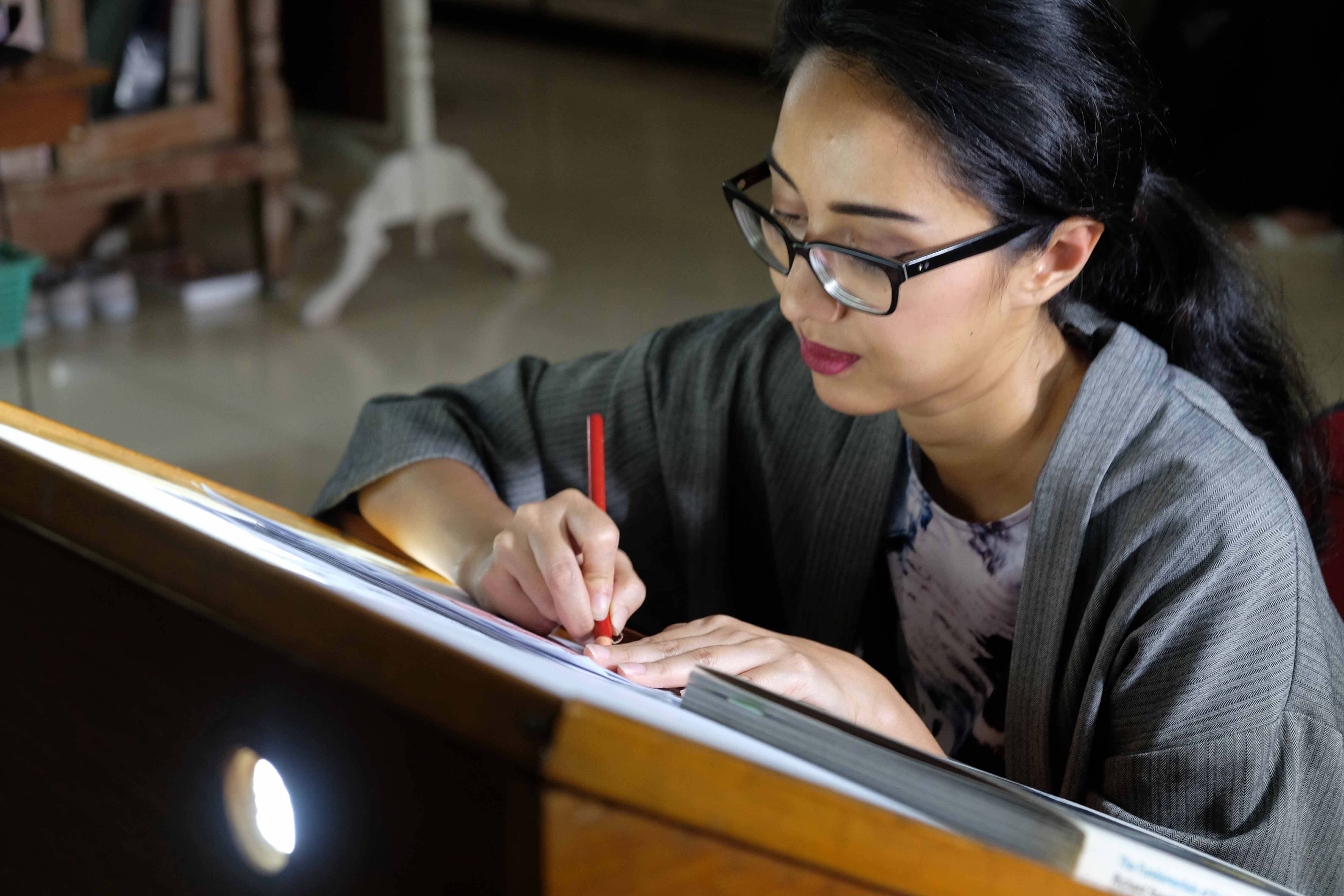 Kleting Titis Wigati: Tidak Perlu Keluar Negeri untuk Sukses