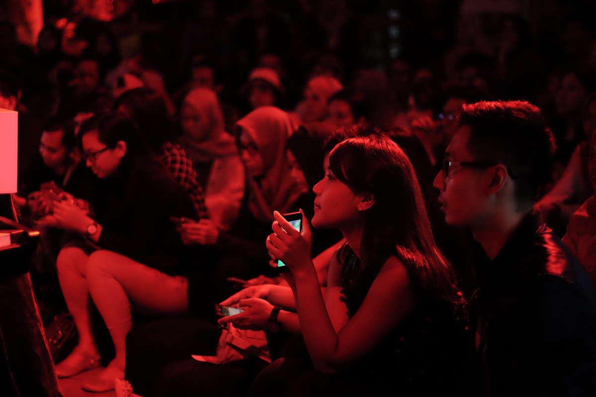 Positive Vibe yang diberikan Para Penonton kepada Musisi