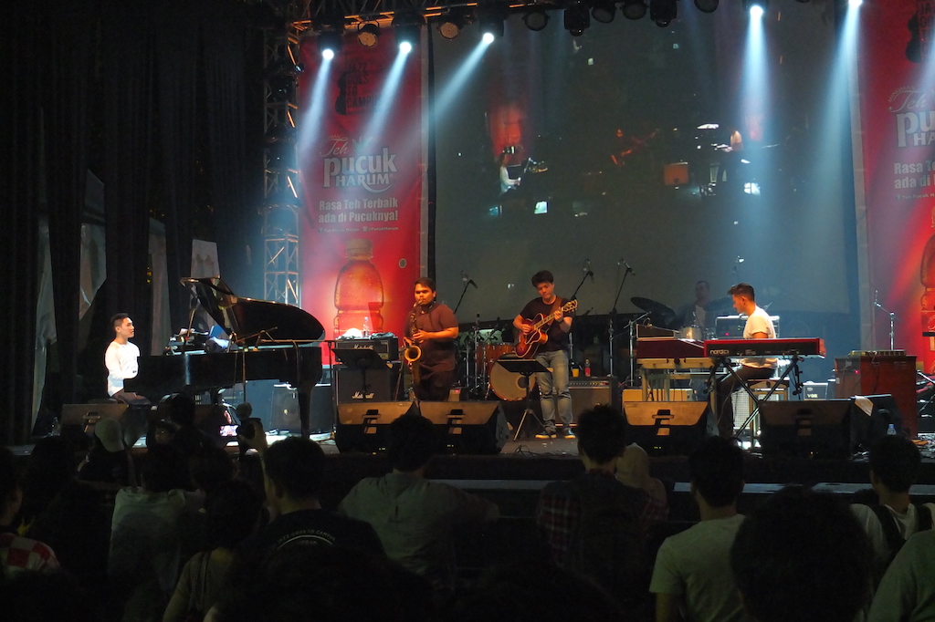 Djanger Bali Hidup Lagi Lewat Indonesian Young Stars