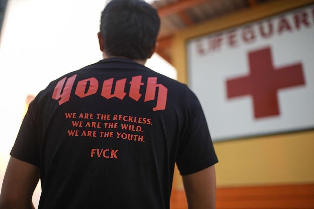 For Very Courageous Kids berani menampilkan kutipan kata ala anak muda