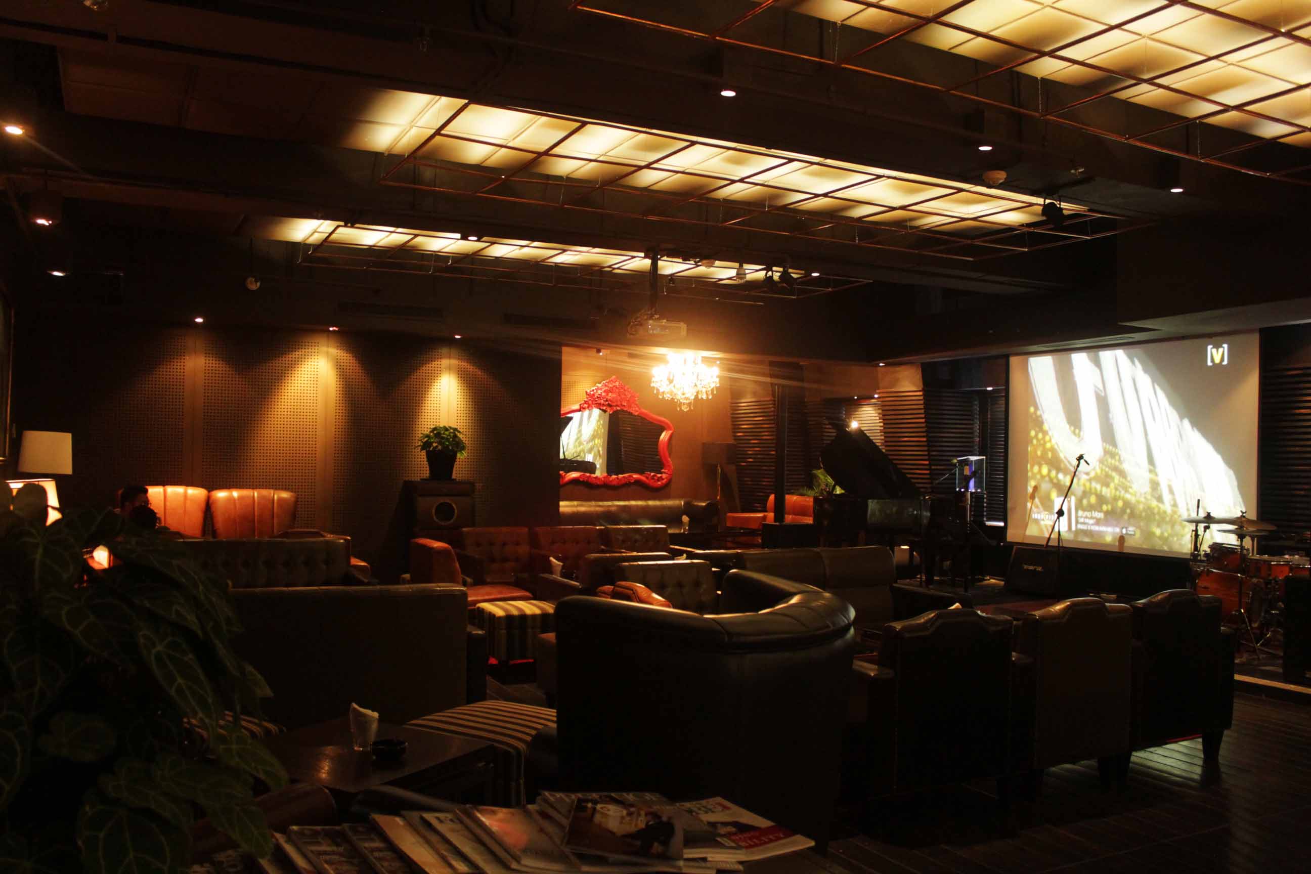 ARTOZ Bar: Whisky Bar Premium di Jakarta