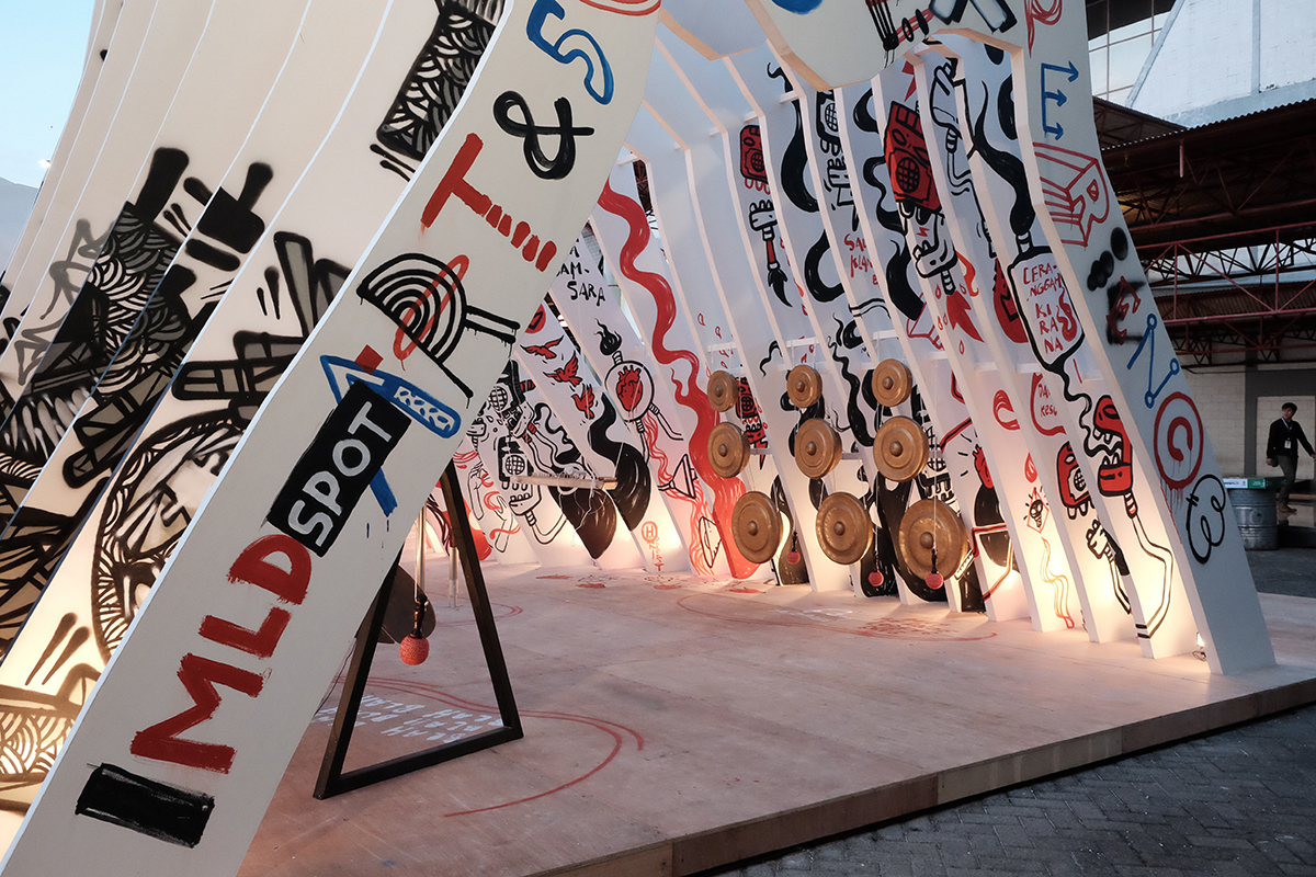 Dapatkan Tiket Jakarta International BNI Java Jazz Festival 2017 dengan Menebak Lagu Legendaris Ini!