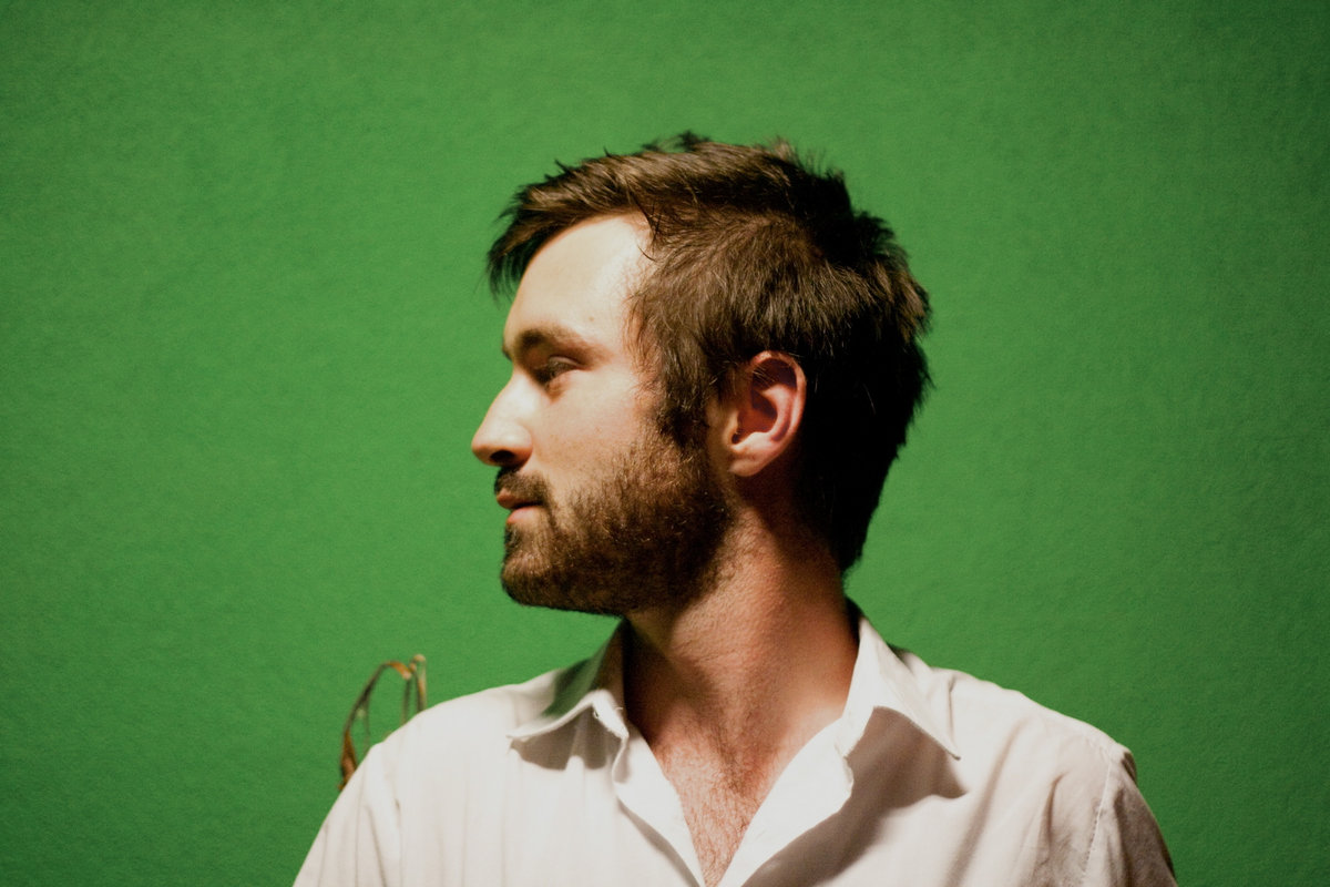 Tom Rosenthal Bermusik Untuk Hidup