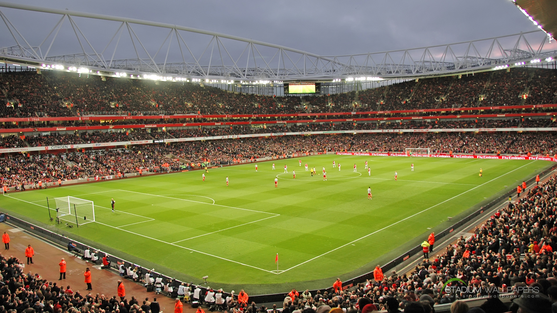 Mengapa Stadion Di Liga Inggris Itu Selalu Penuh Penonton?