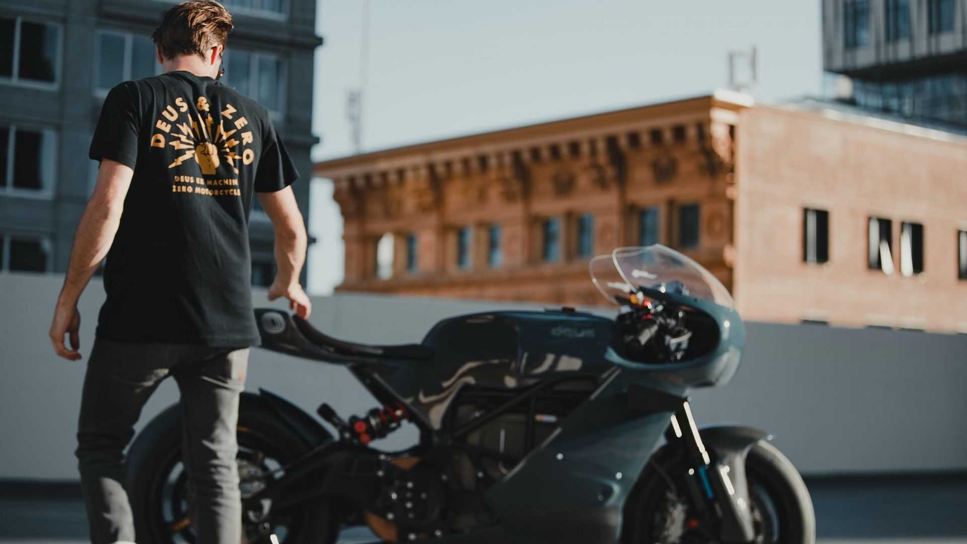 Zero Motorcycle X Deus ex Machina: Motor Listrik Paling Macho Ini Sih!