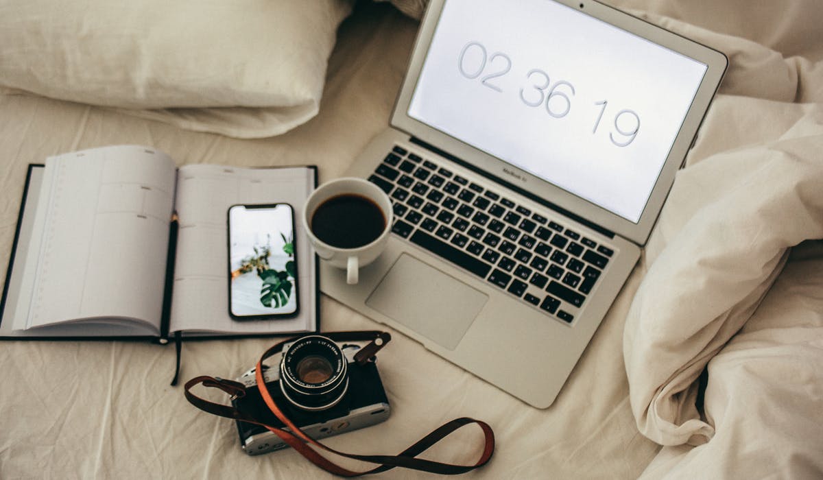 Tetap Kreatif #MauLagiDimanapun - Ini Tips Buat Set Fotografi Dalam Ruangan!