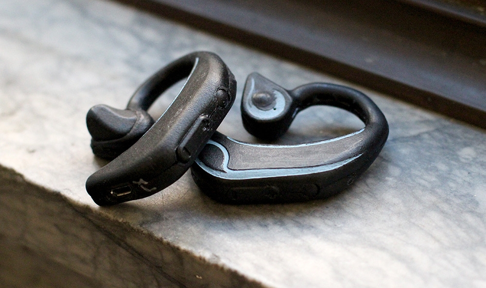 The True Wireless Eardbud