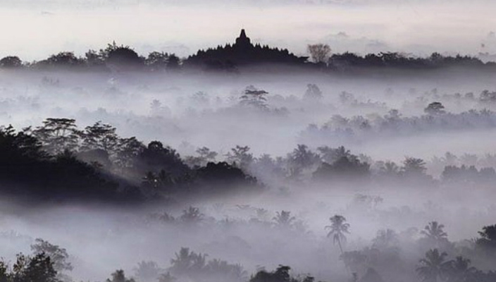 Puncak Suroloyo, Tempat Terbaik Meneropong Borobudur