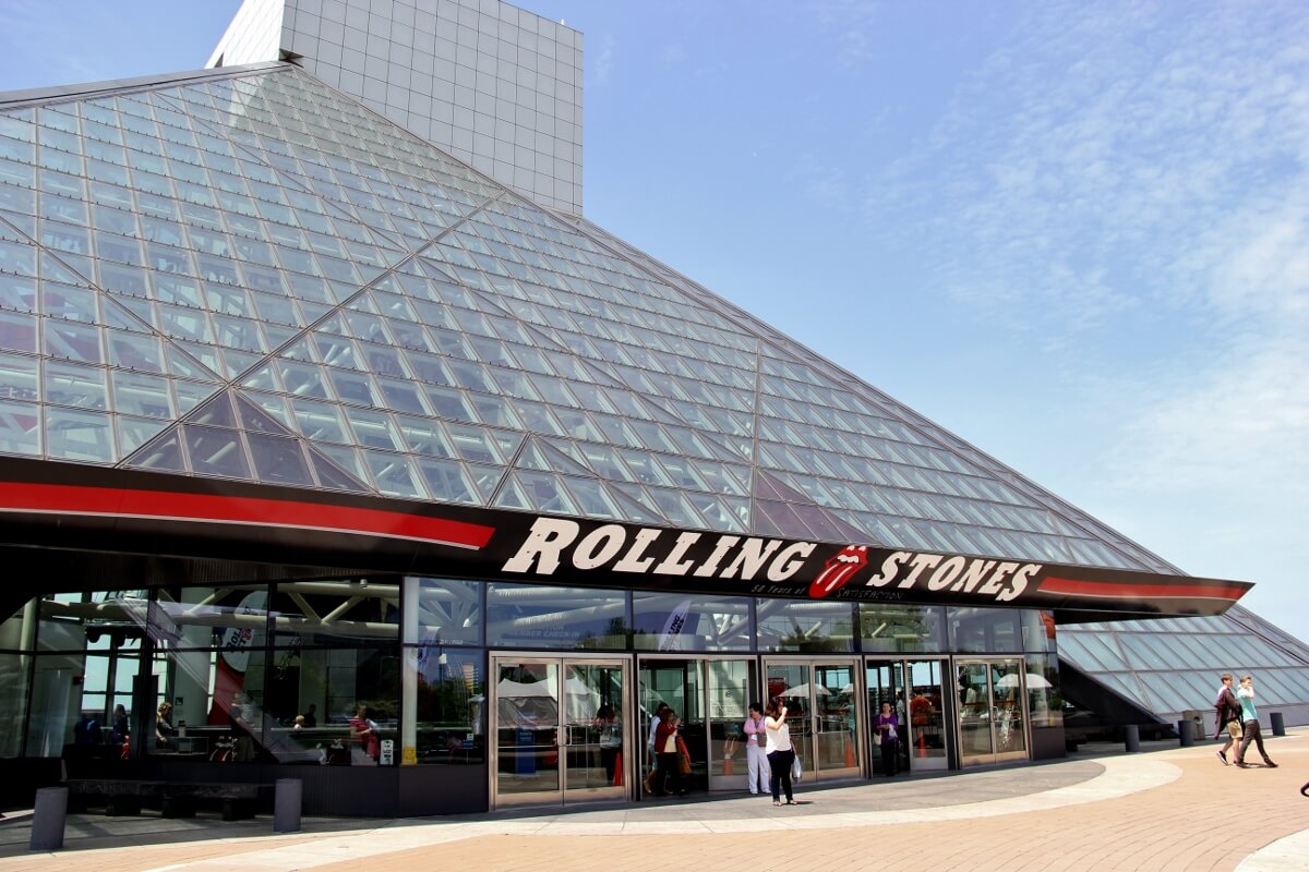 3 Memorabilia 50 Tahun Majalah Rolling Stone