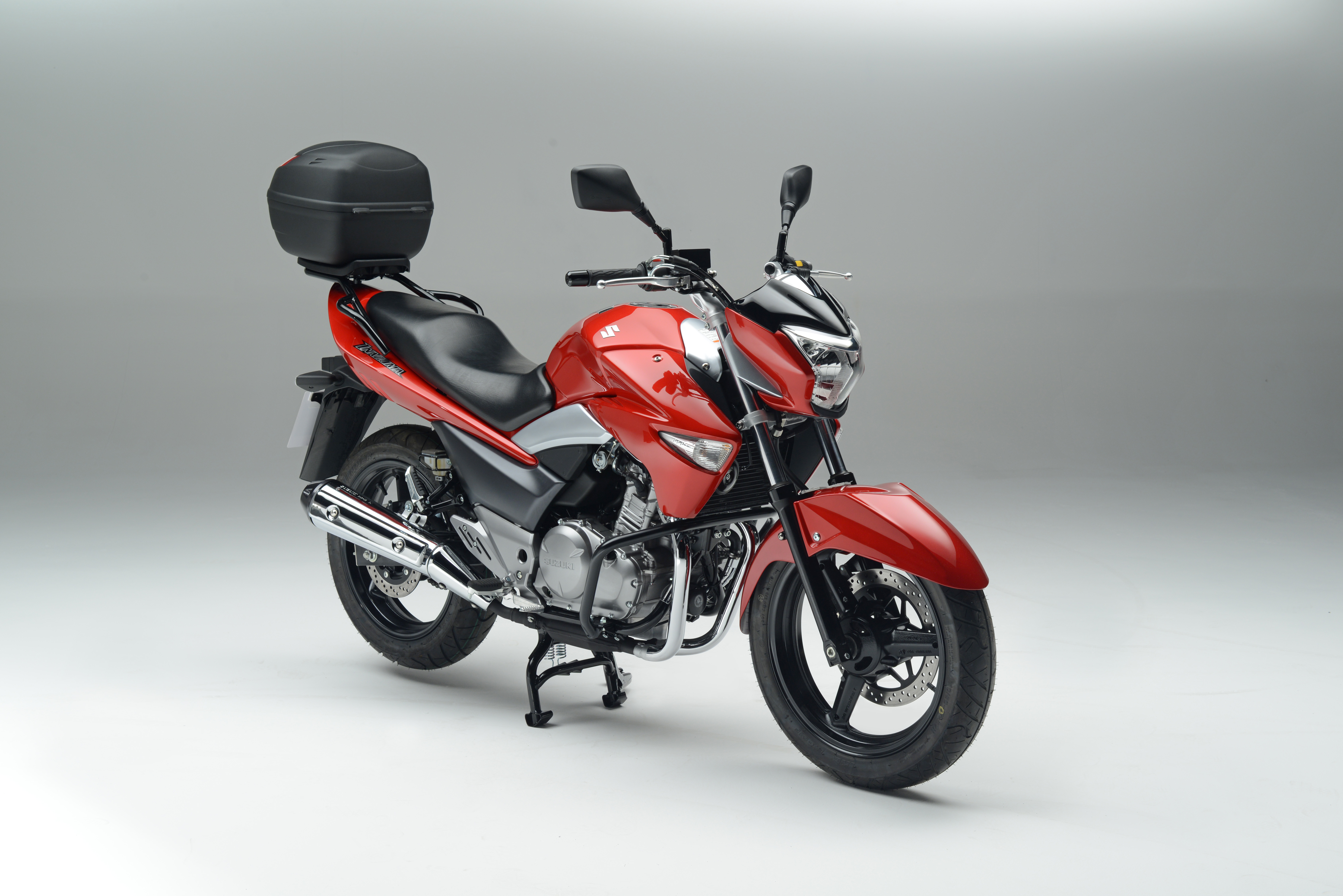 4 Jenis Sepeda Motor yang Cocok Digunakan untuk Touring Jarak Pendek