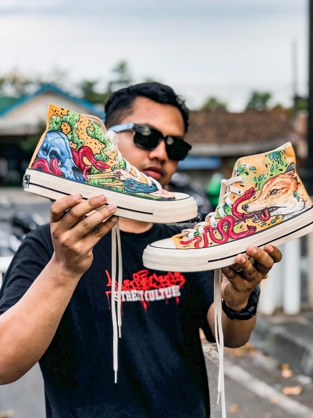 Dari Hobi Hingga jadi Lapak Sendiri: Intip Cerita Seru Crazybrush.id!